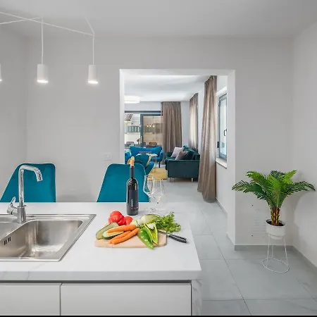 New 2021! Stella Appartement Poreč