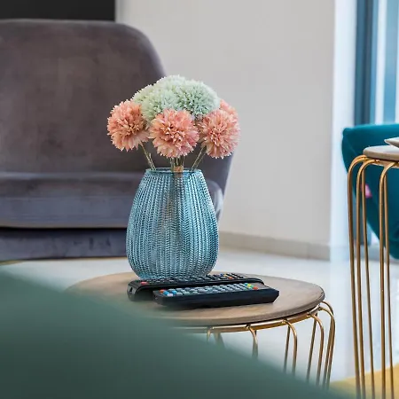 New 2021! Stella アパート